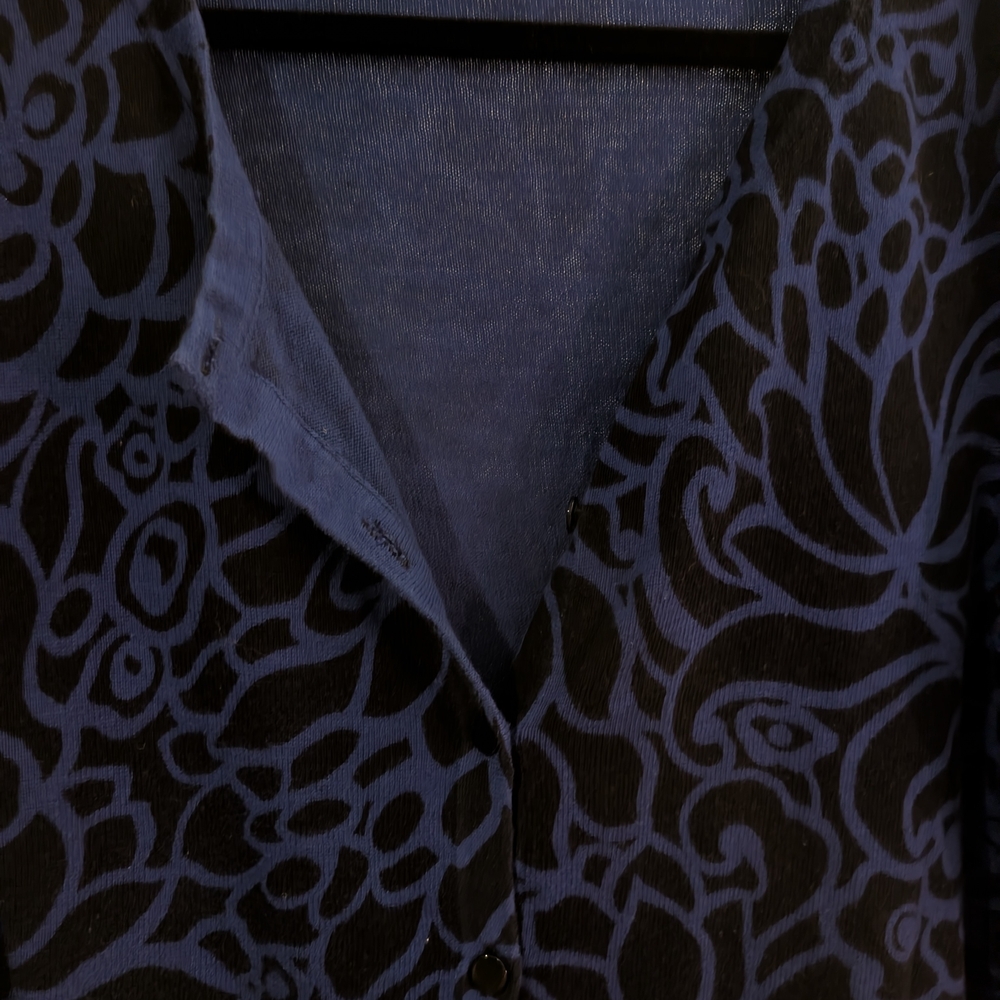 Talbots Woman Blue and Black Floral Patterned Cardigan Sweater in Size 1X - Picture 5 of 13